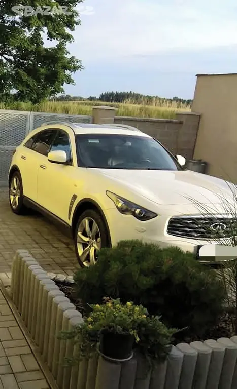 Infiniti FX37S